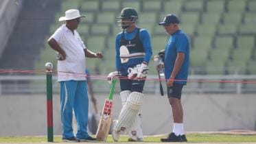 Tackiness part of equation as focus turns to Dhaka Test.jpg