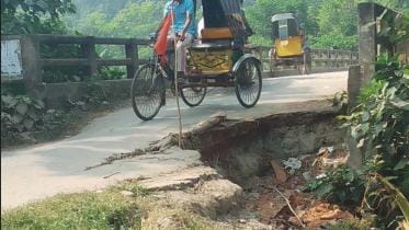 collapsed-bridge-risky