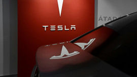 Tesla logo