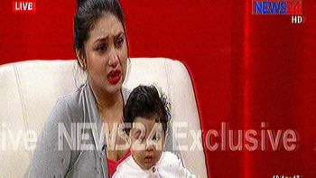 Dhallywood film actress Apu Biswas Dhallywood film actress Apu Biswas