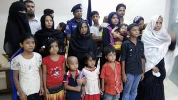 Rohingya influx: 20 refugees found in Manikganj Twenty Rohingya refugees, who entered Bangladesh to escape persecution in Myanmar, are found in Manikganj, around 450 kilometres away from Cox’s Bazar camps, as they lost their way after crossing the border looking for shelter.