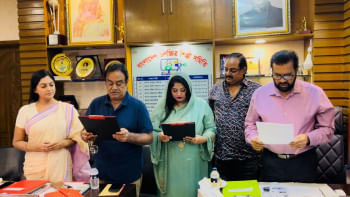 Moushumi, Dipjol take oath at Bangladesh Film Artistes Association Moushumi, Dipjol take oath at Bangladesh Film Artistes Association