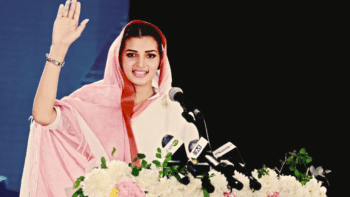 Barsha mesmerised by PM, wants to campaign for AL  Barsha mesmerised by PM, wants to campaign for AL