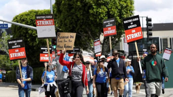 No deal yet as Hollywood writers, studios talk for third straight day No deal yet as Hollywood writers, studios talk for third straight day