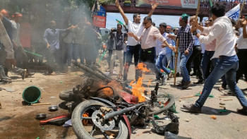 Bangladesh Faces Political Violence Ahead of Elections