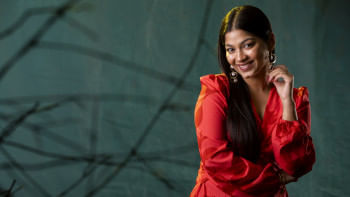 Parsa Evana: Fit for Showbiz Parsa Evana: Fit for Showbiz
