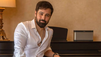 Emraan Hashmi drops first look as Omi Bhau in 'OG' Emraan Hashmi drops first look as Omi Bhau in 'OG'
