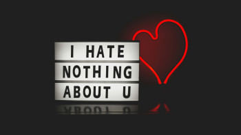 Keep the flame alive: Creative ways to spark up your relationship!    designecologist-0zf7brj2xmg-unsplash Keep the flame alive: Creative ways to spark up your relationship!    designecologist-0zf7brj2xmg-unsplash