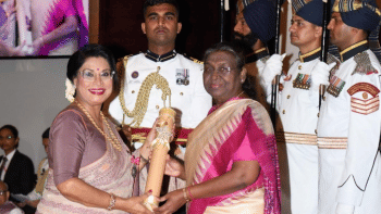 Rezwana Choudhury Bannya receives Padma Shri from India’s president Rezwana Choudhury Bannya receives Padma Shri from India’s president