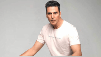 Akshay Kumar requests payment delay until entire cast and crew are paid Akshay Kumar requests payment delay until entire cast and crew are paid