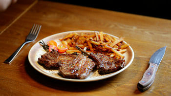 Why judging our taste for red meat is a recipe for disaster      paras-kapoor-x5rx6-fven4-unsplash.jpg Why judging our taste for red meat is a recipe for disaster      paras-kapoor-x5rx6-fven4-unsplash.jpg