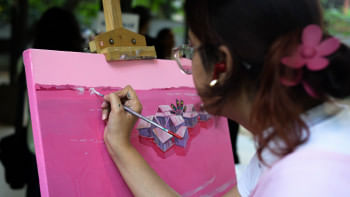 Painting for a cause: Dhaka’s artists show how it’s done Painting for a cause: Dhaka’s artists show how it’s done