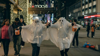 Seeking thrills? These 7 Halloween destinations will haunt your dreams! Seeking thrills? These 7 Halloween destinations will haunt your dreams!