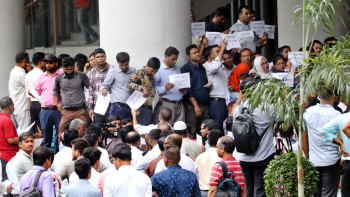 Govt employees protest at Secretariat May 2025