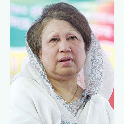 khaleda-admitted-to-evercare-again-the-daily-star