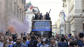 azzurri-parade.gif