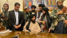 taliban-fighters-control-afghan-presidential-palace.jpg