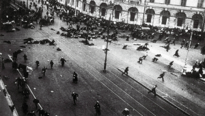 19170704_Riot_on_Nevsky_prosp_Petrograd.png