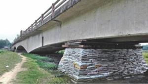 matamuhuri bridge 1.jpg