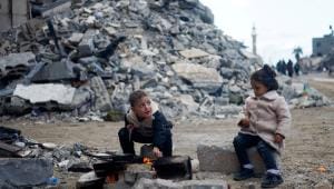 Children starving in Gaza 2024