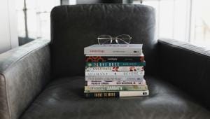 Career stuck? 5 self-help books with advices you didn’t know you needed                  alexandra-fuller-4rnlzjzemms-unsplash.jpg