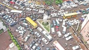 Dhaka's traffic through a visitor's eyes