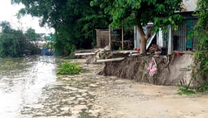 Faridpur house washed into Padma _9482.jpg