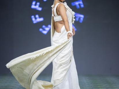 A Night of Traditions: Fashion show by Friendship Colours of the Chars 