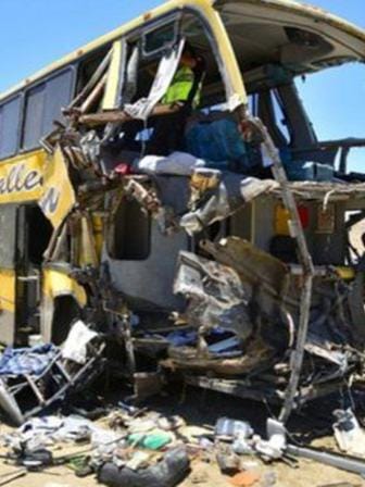 peru-bus-crash-1-NEW.jpg