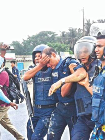 police stone hurt.jpg