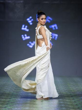 A Night of Traditions: Fashion show by Friendship Colours of the Chars 