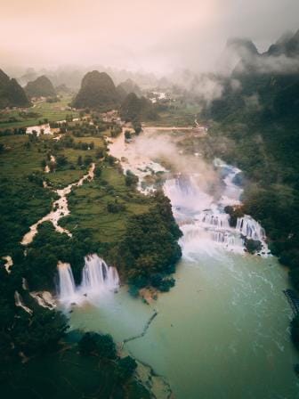 Ban Gioc - Detian Falls, China and Vietnam Top 7 waterfalls to visit in Asia