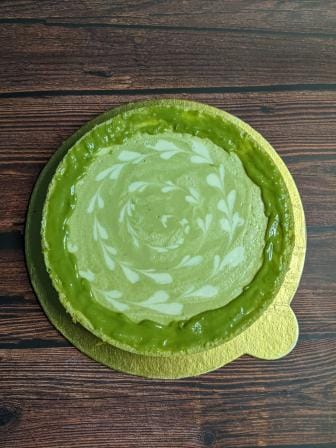 Satiate your sweet and savoury cravings with Expressions – Chocolates & Cakes