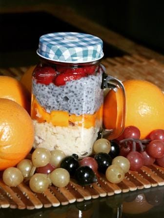 oats jar 5 easy-on-the-tummy meals for sehri