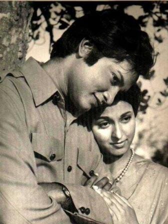 bangladeshi-film-stars-ujjal-and-shabana-v0-rj3pnuugtsn91.jpg