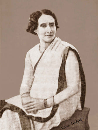 nellie-sengupta.jpg