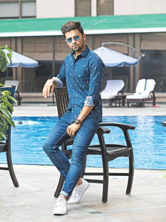 Eid ul Fitr Mens wearing