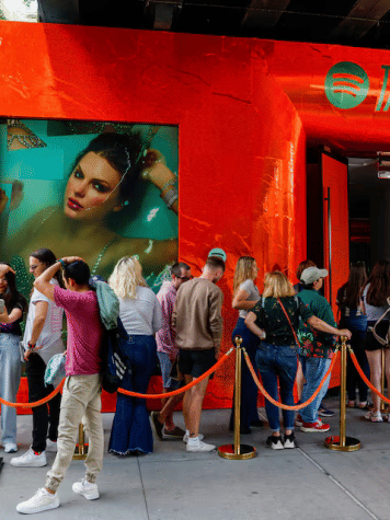 Taylor Swift album launch.png