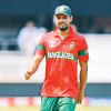 Bangladesh Skipper Mashrafe Mortaza fielding in Bangladesh vs Pakistan match Bangladesh Captain Mashrafe Bin Mortaza fielding in Bangladesh vs Pakistan match