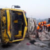truck overturns in Tangail truck overturns in Tangail