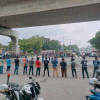 Quota system protest: Agricultural univ students block Agargaon road Quota system protest: Agricultural univ students block Agargaon road