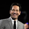 Paul Rudd surprises voters at a university in Pennsylvania, hands out water in long queues Paul Rudd surprises voters at a university in Pennsylvania, hands out water in long queues