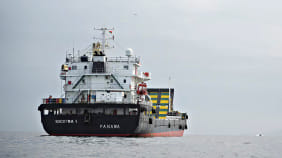 Hormuz_Iran_Shipping_Oil_Tanker.jpg