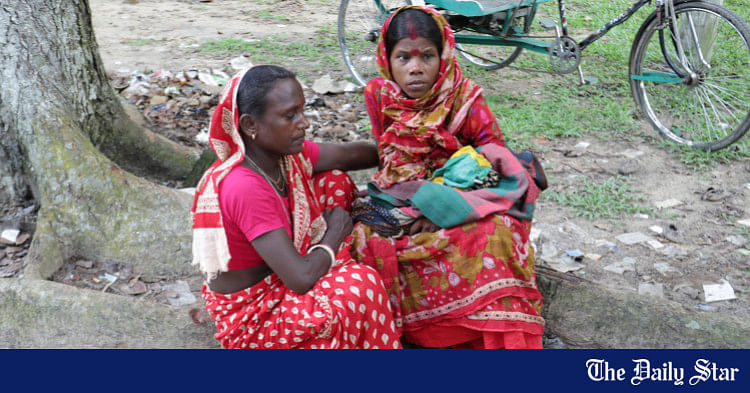 Xxx Video Mother Sleep Bihar - Why do women in tea gardens face higher reproductive health risks? |  undefined