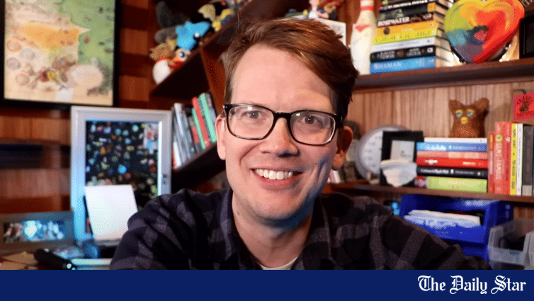 YouTuber Hank Green diagnosed with cancer - Vimarsana News