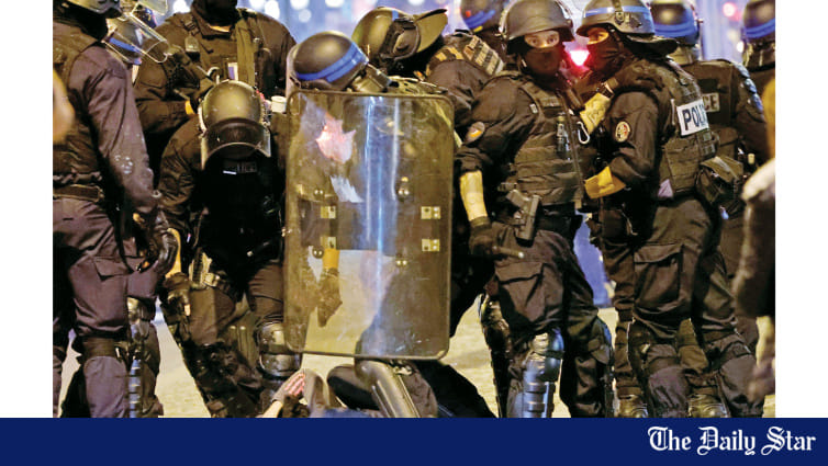 France riots less intense on 5th night | The Daily Star