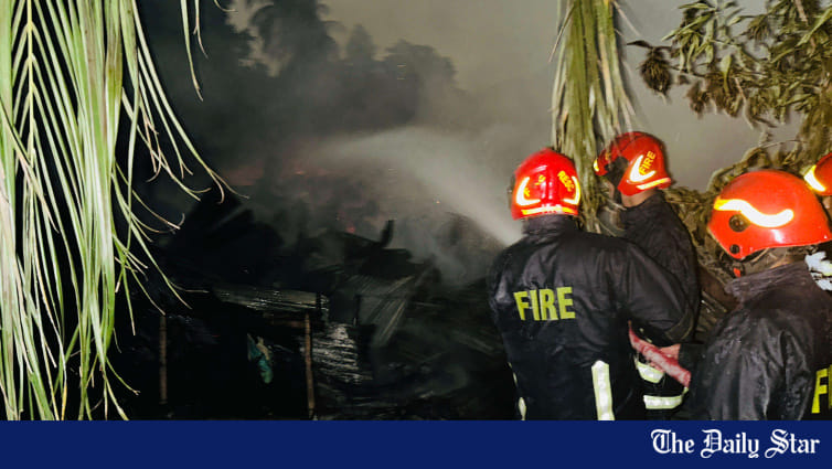 Karwan Bazar slum fire: DNCC announces Tk 5,000 for affected families - Vimarsana News