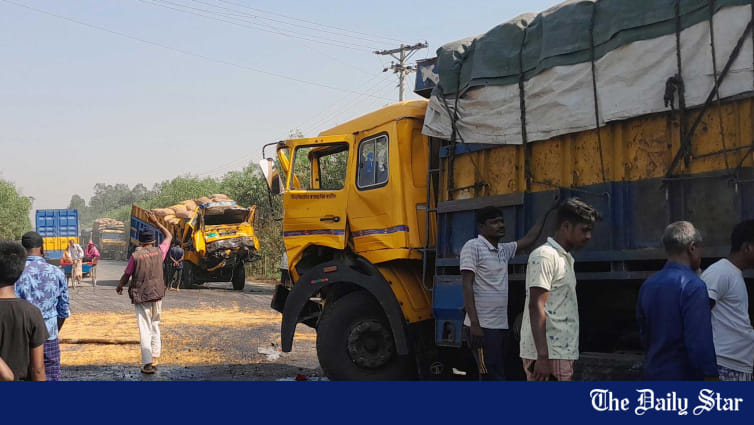 Road accidents kill five in Dinajpur - Vimarsana News