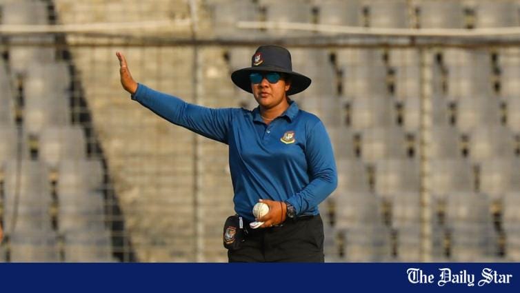 A woman umpire and a click-hungry media - Vimarsana News