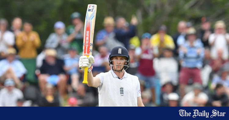 Brook back as No.1 batter